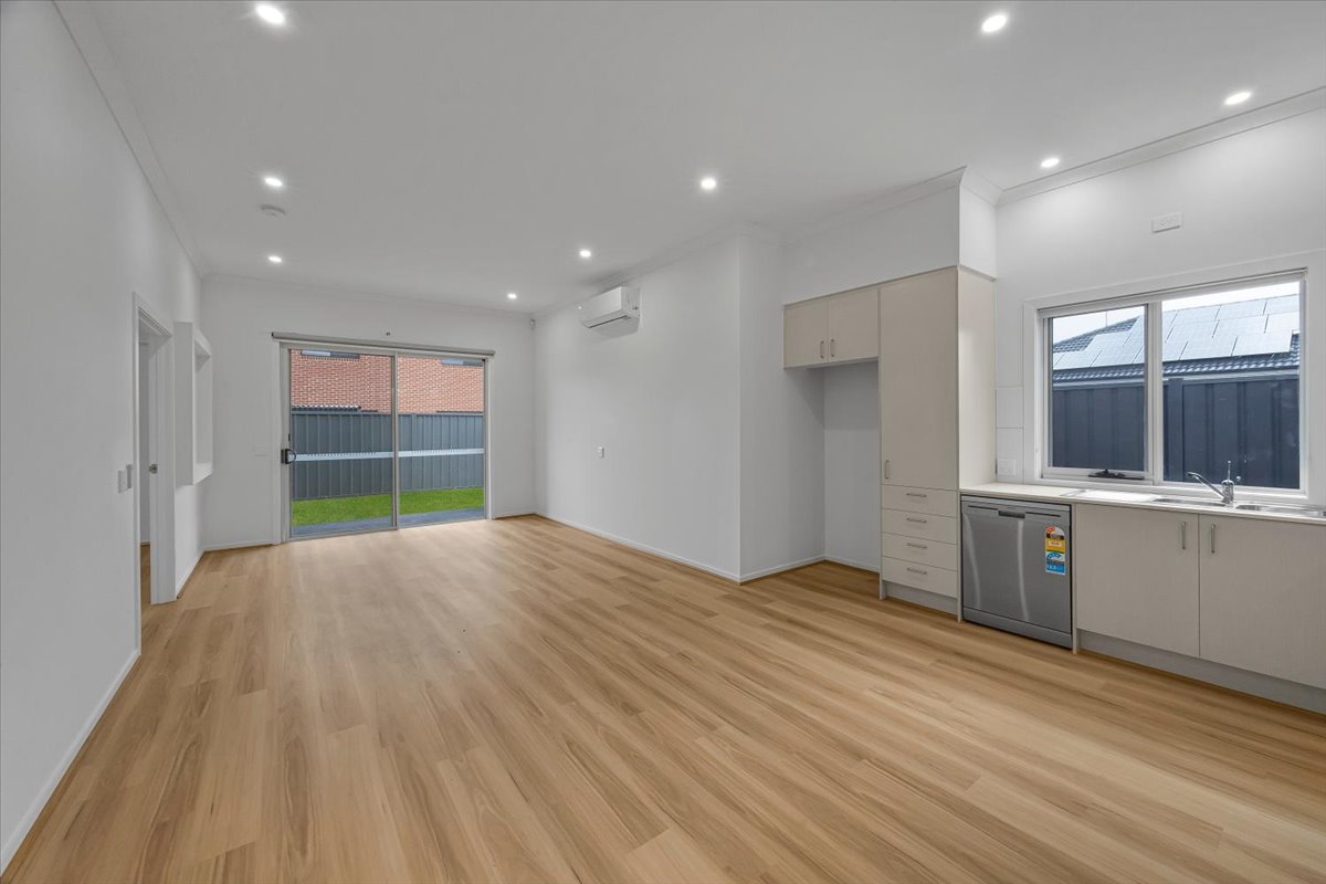  — Home image 8