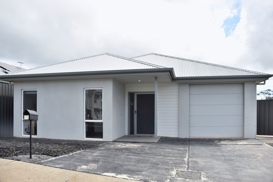 Beautiful SDA home in the heart of Mount Barker in Mount Barker