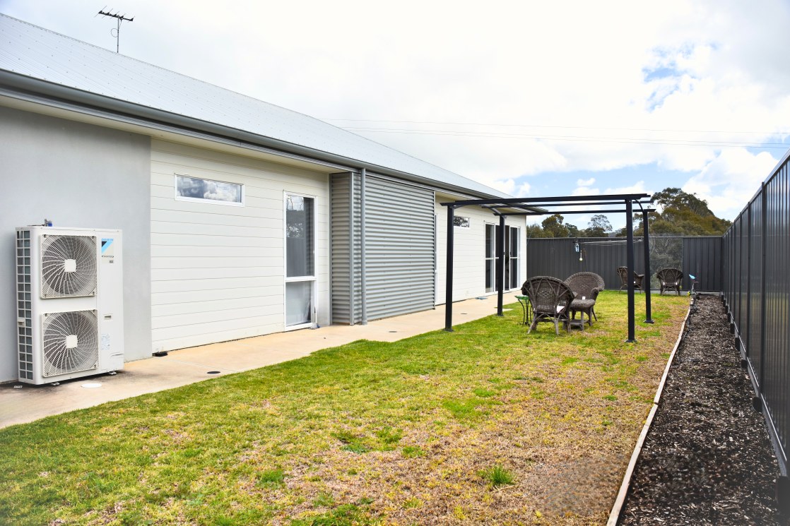Beautiful SDA home in the heart of Mount Barker — Home image 7