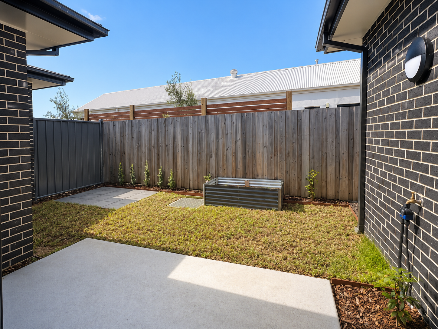 Moe – 4 Brand New 2-Bedroom HPS/FA/IL Units