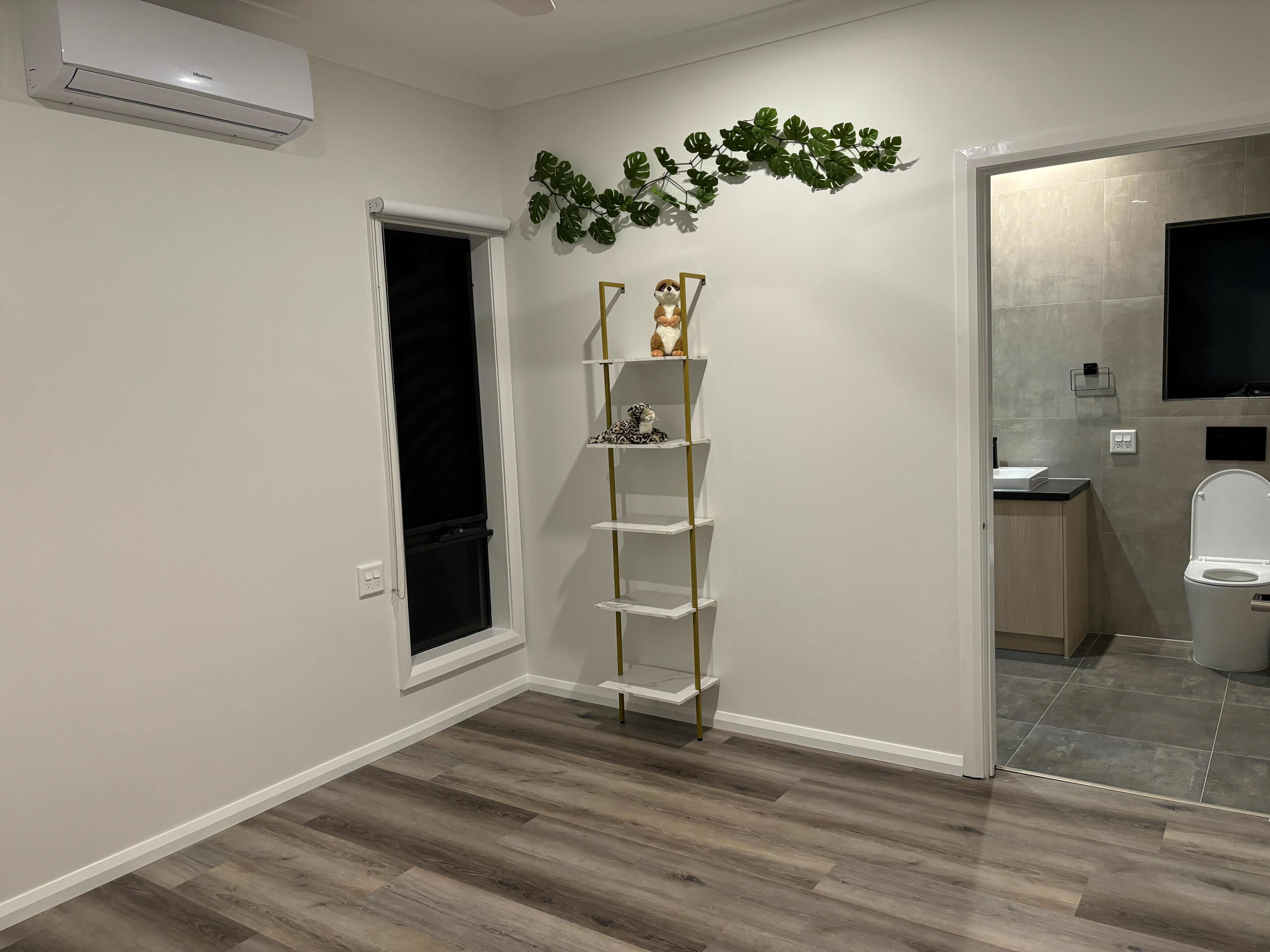 Available now - Looking for housemate 2 person IL/Robust house — Home image 4