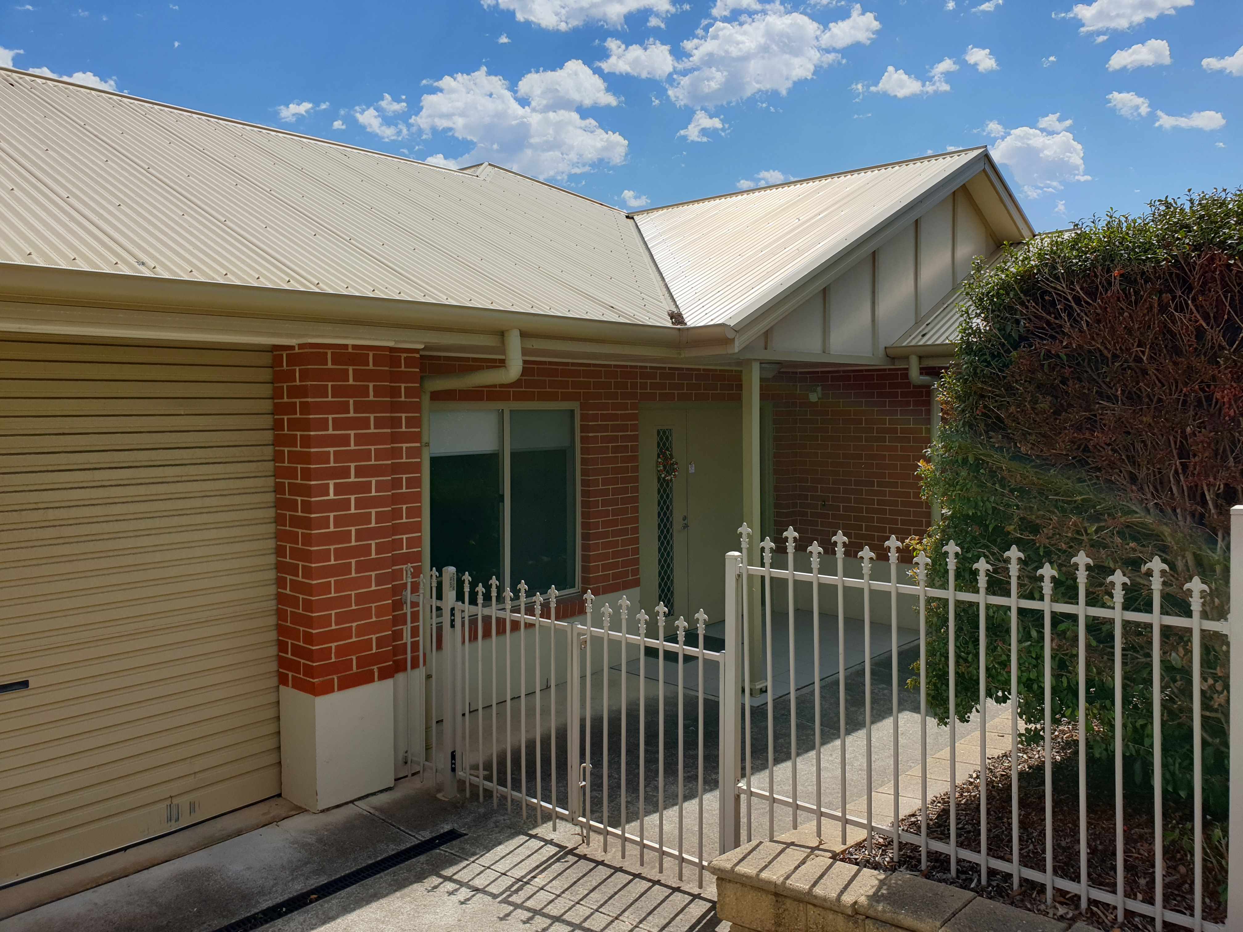 2 bedrooms available - High Physical Support - Shared Accommodation in Sturt