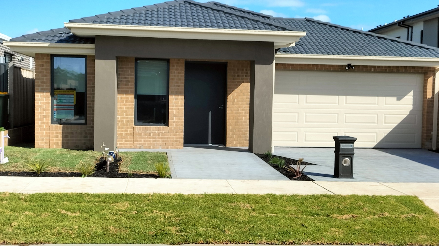 SDA HPS 2 Bedroom House plus OOA Clyde North, Vic  192 in Clyde North