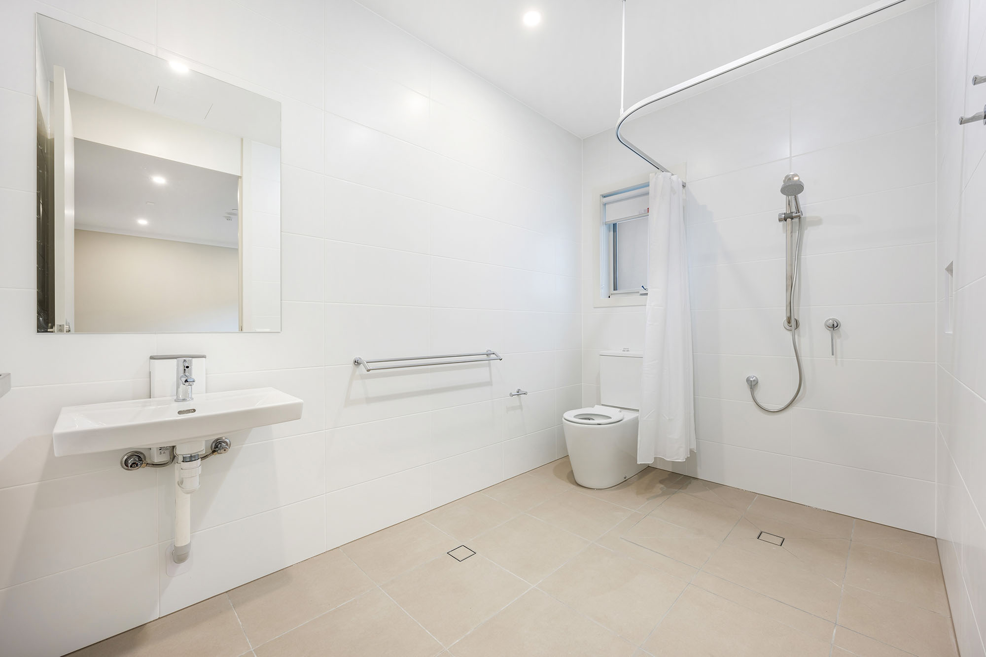 Modern And Brilliant in Doveton — Home image 9