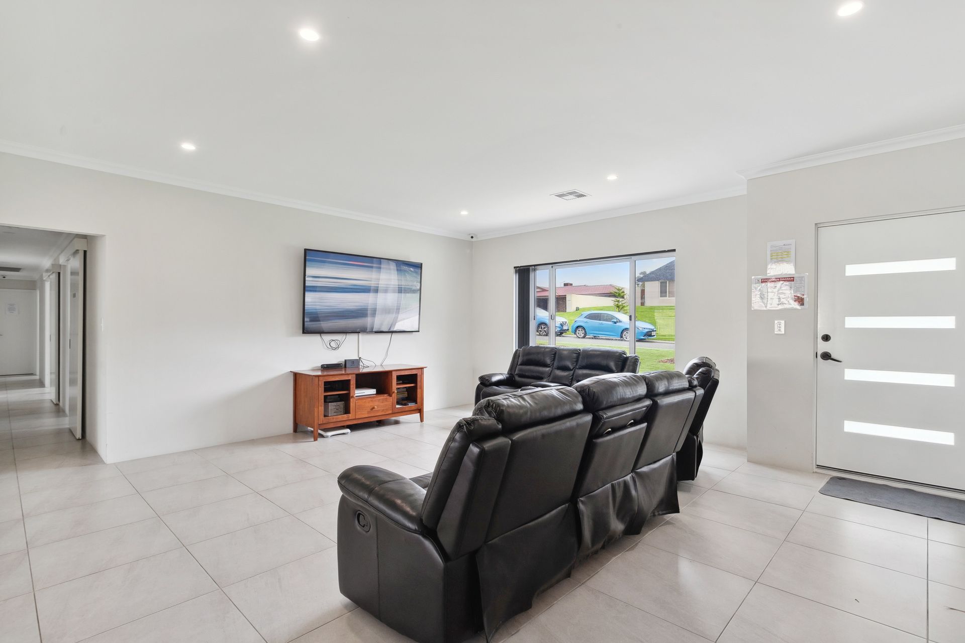 Lovely Shoalwater SIL in Shoalwater