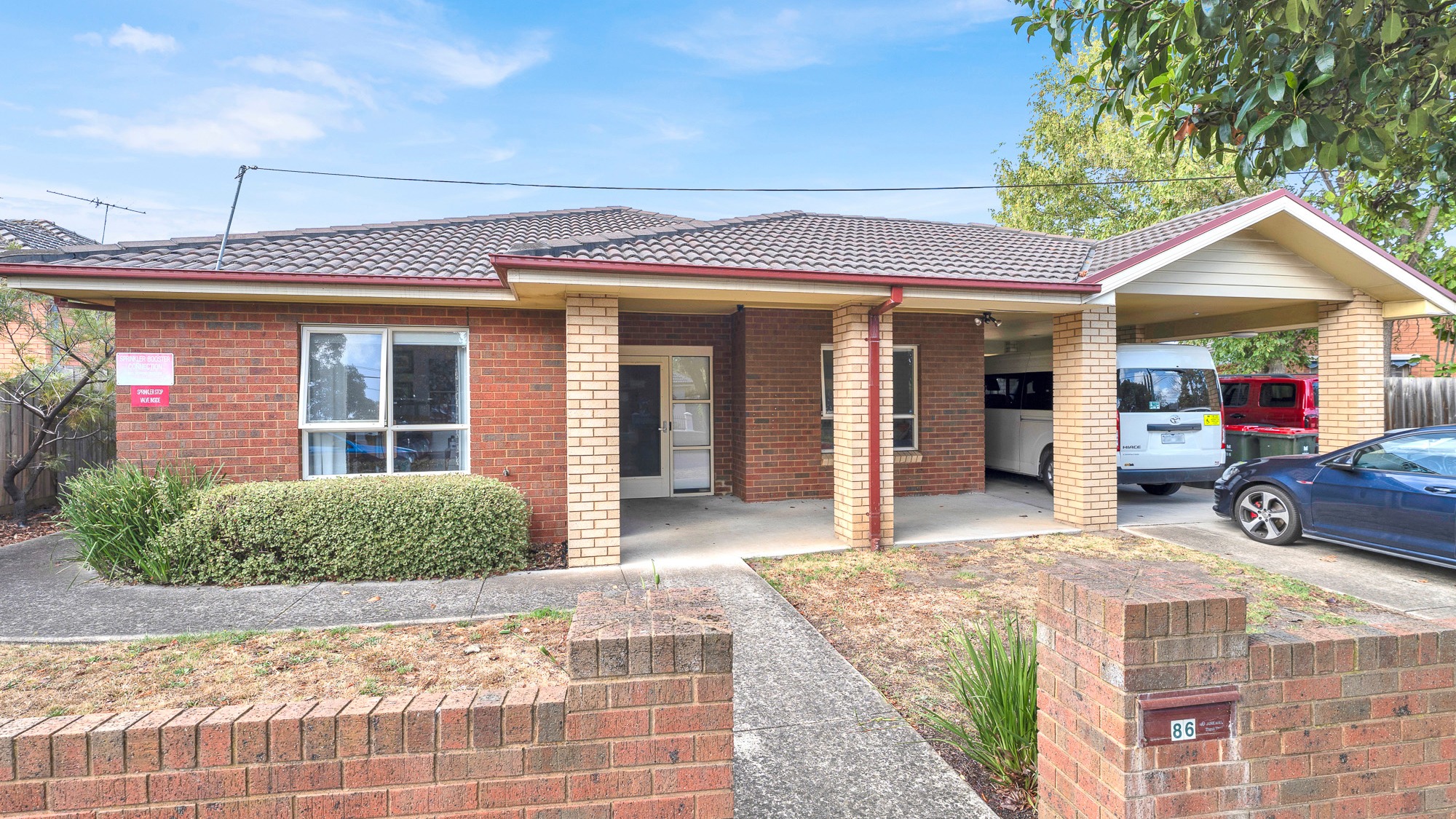 Fully accessible property in Mount Waverley in Mount Waverley