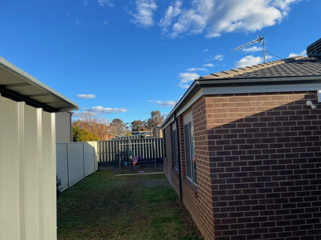 Accessible SIL Accommodation with One Vacant Room in White Hills — Home image 11