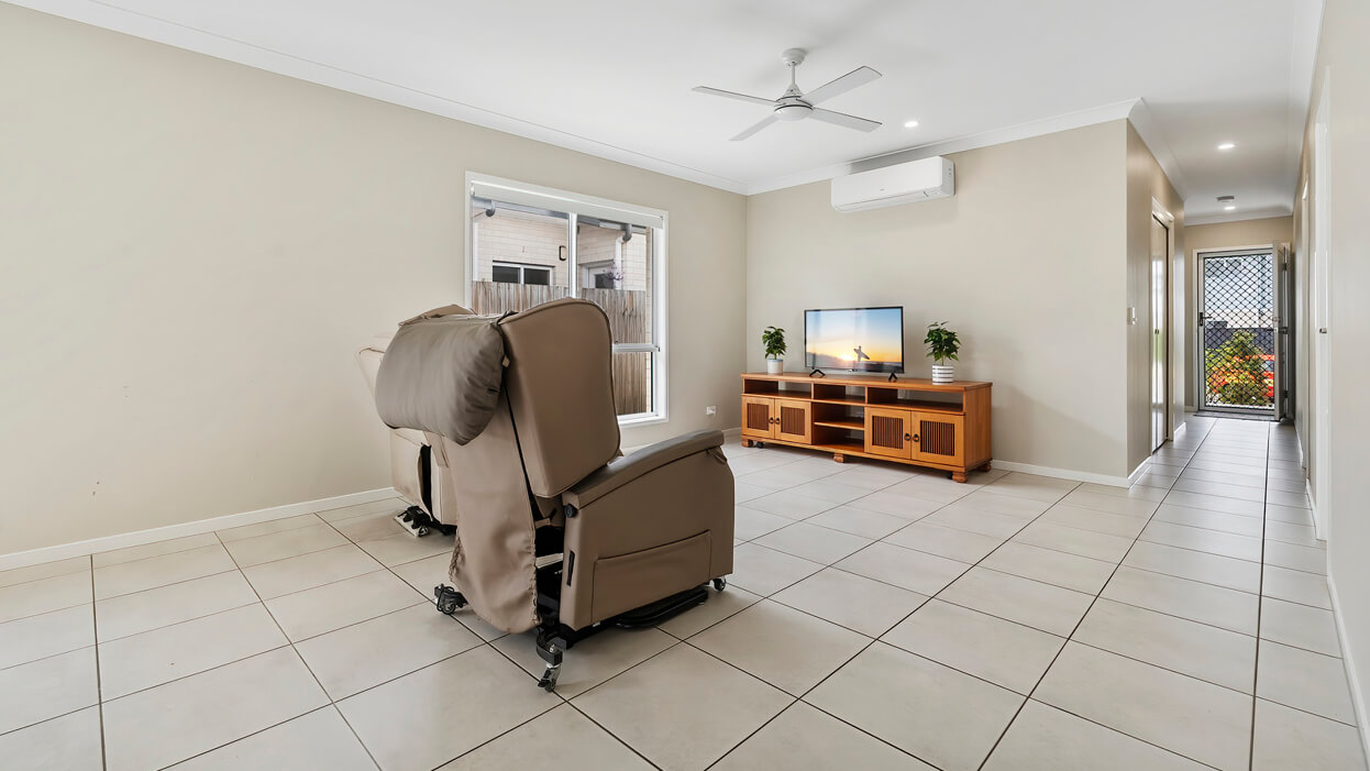 Enjoy Modern Living in Banya, Sunshine Coast — Home image 3