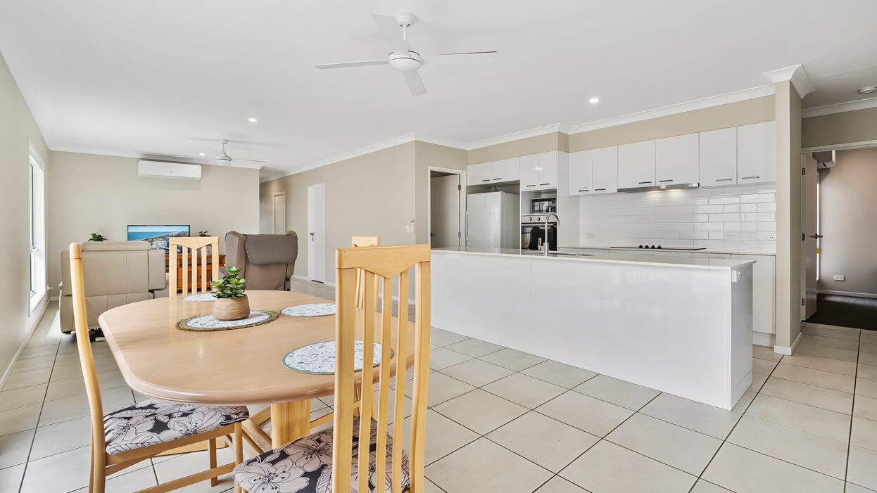 Enjoy Modern Living in Banya, Sunshine Coast — Home image 7