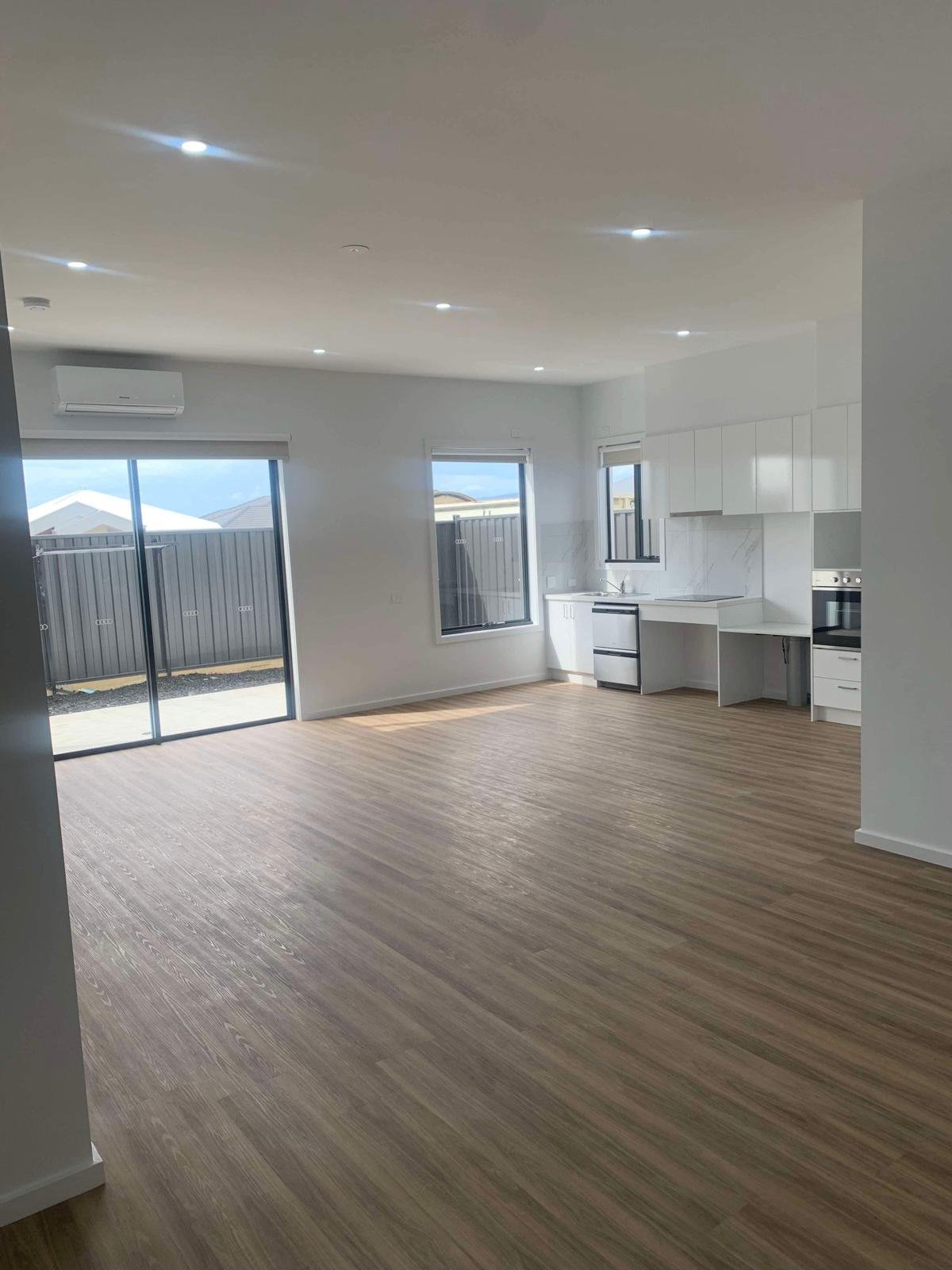Donnybrook — Home image 2