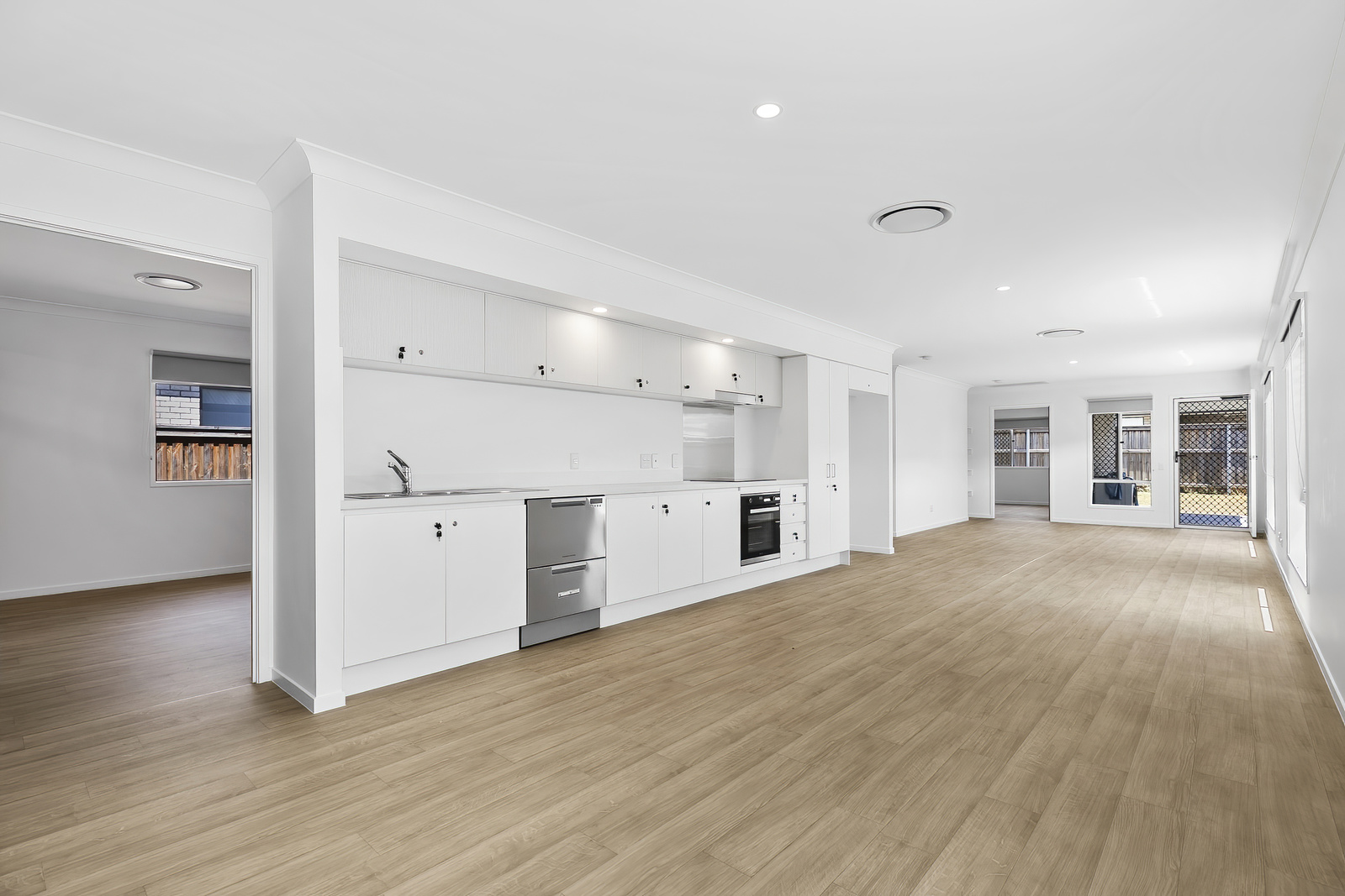 POINT VERNON QLD – ROBUST HOUSE in Point Vernon