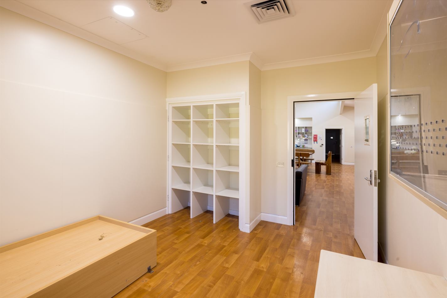 Accessible and Spacious Living with 2 Vacancies at Rossmore — Home image 4