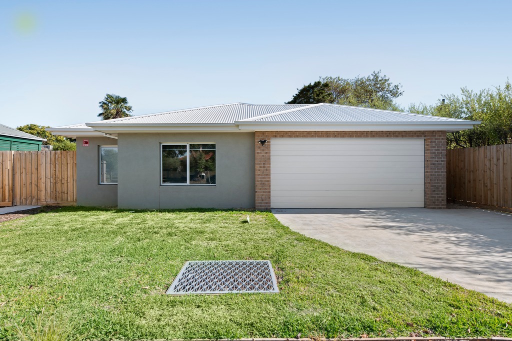Noble Park (Smith Street) in Noble Park