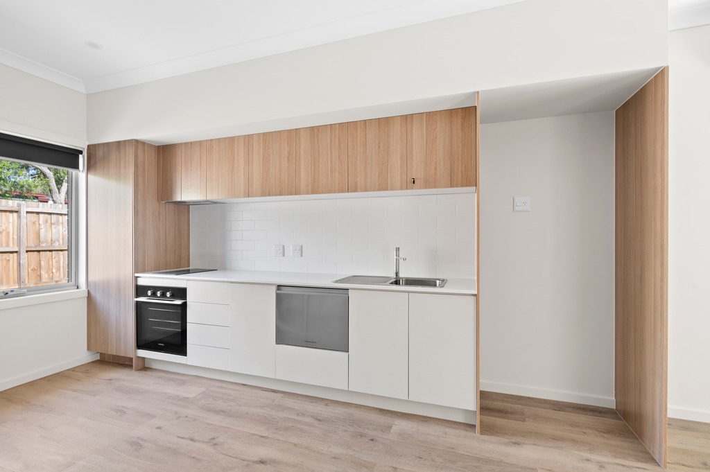 Noble Park (Smith Street) — Home image 11