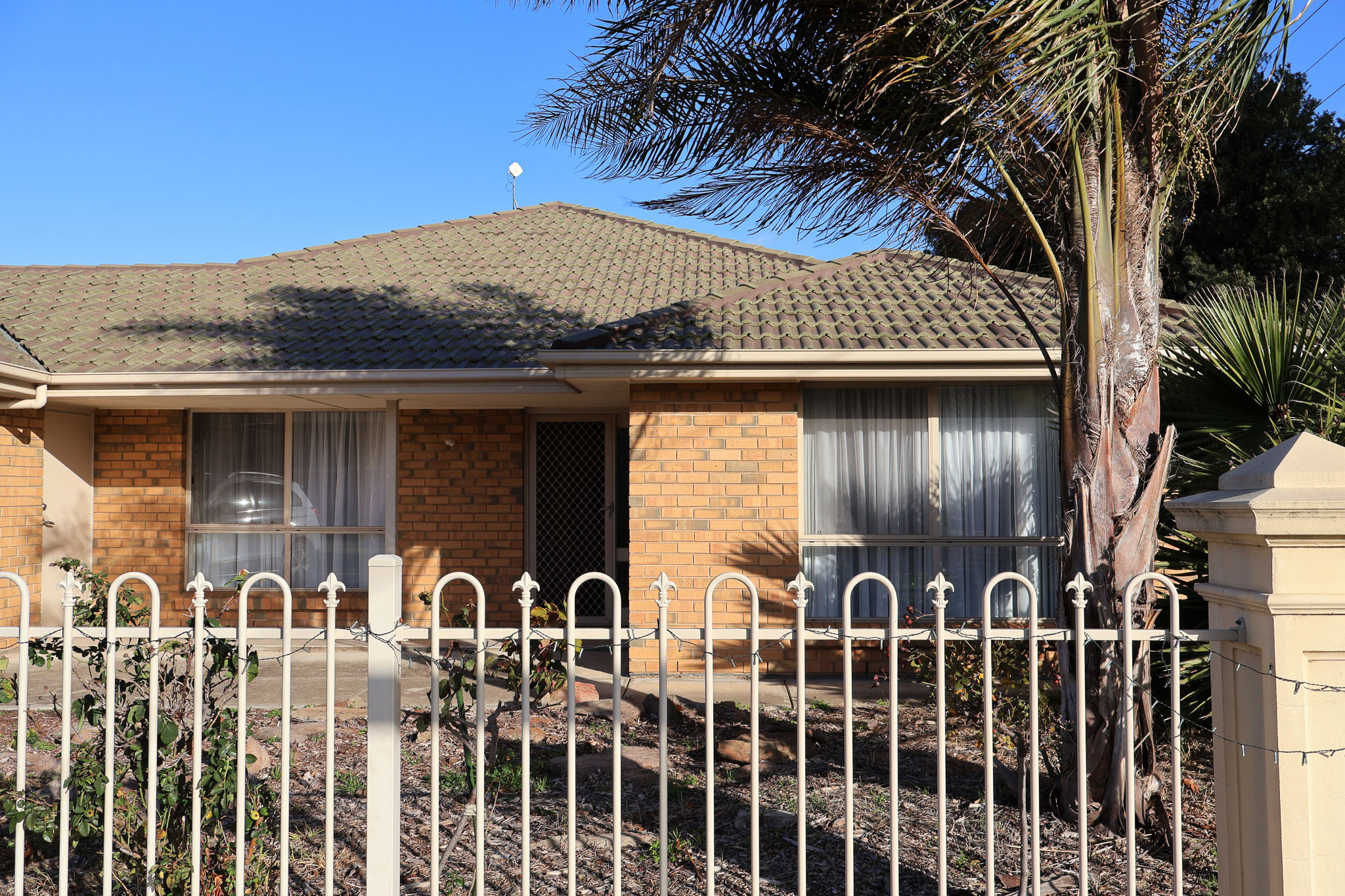 Lovely Ferryden Park Home - join two other males 1:3 SIL in Ferryden Park