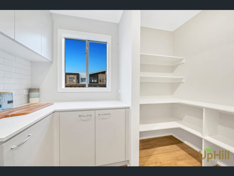 30 Greenwich Drive, Berwick 3806 — Home image 6