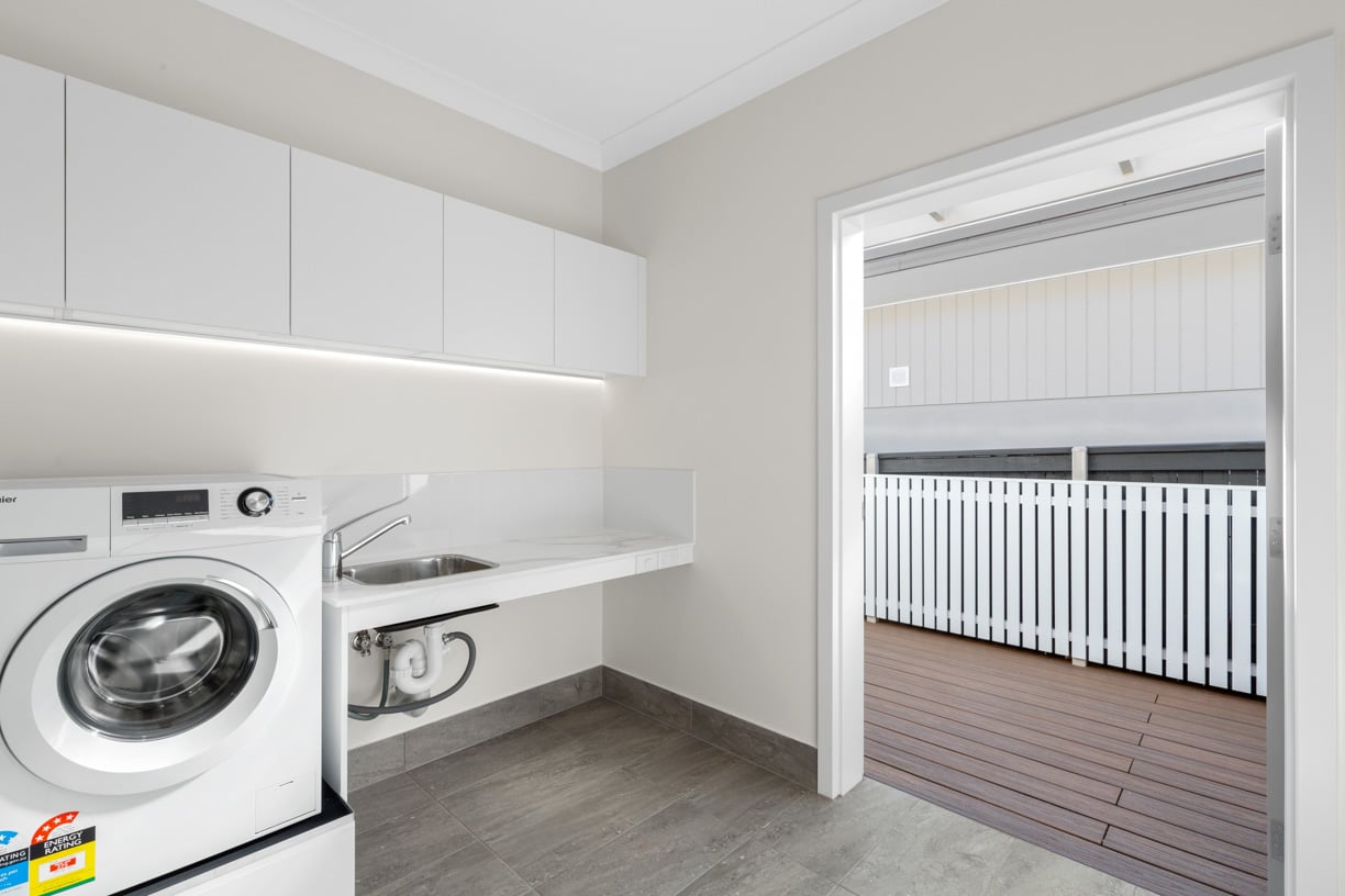 2 and 3 bedroom house in Mareeba — Home image 5