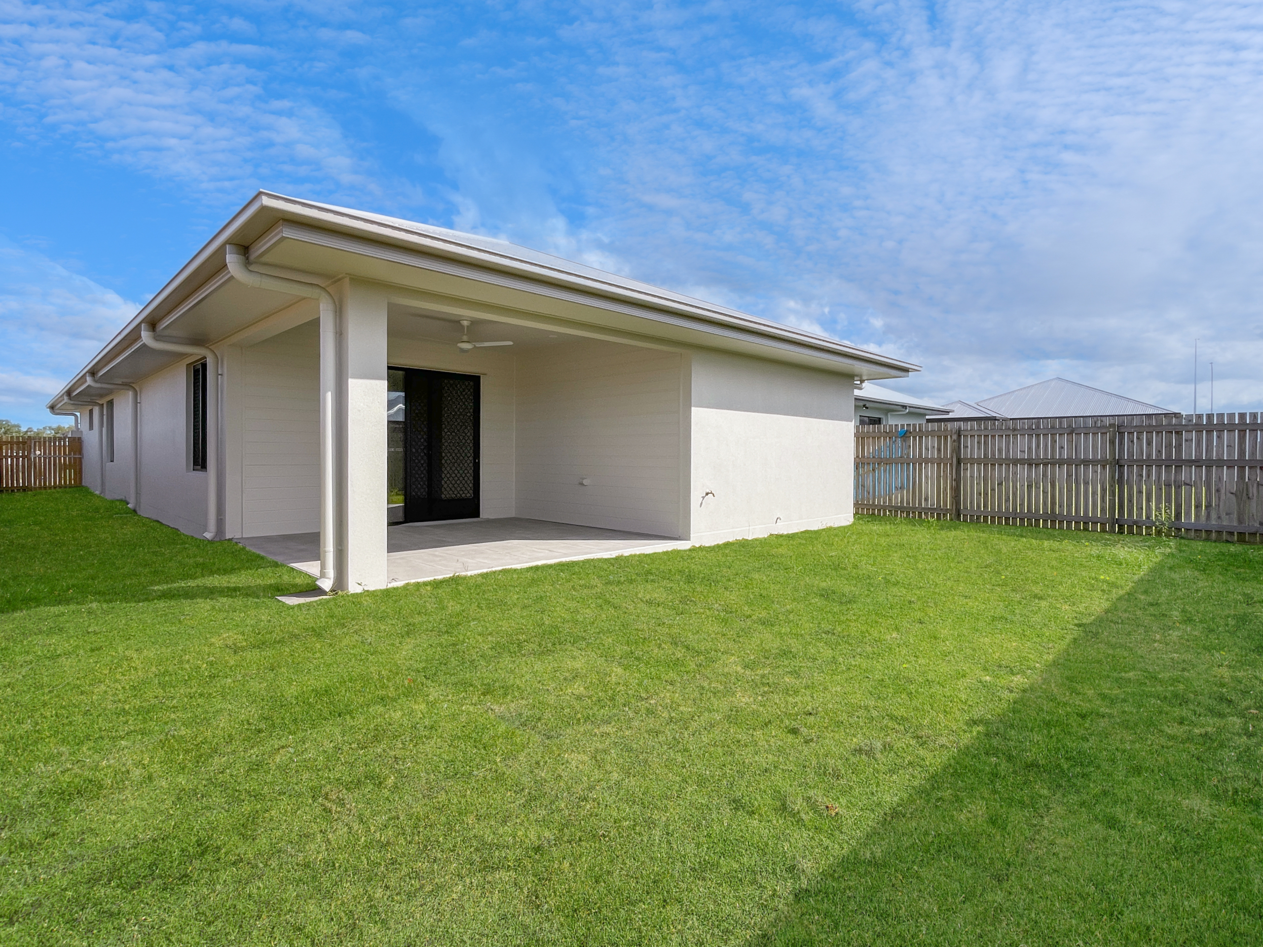 Bohle Plains, Townsville QLD - HPS House in Bohle Plains