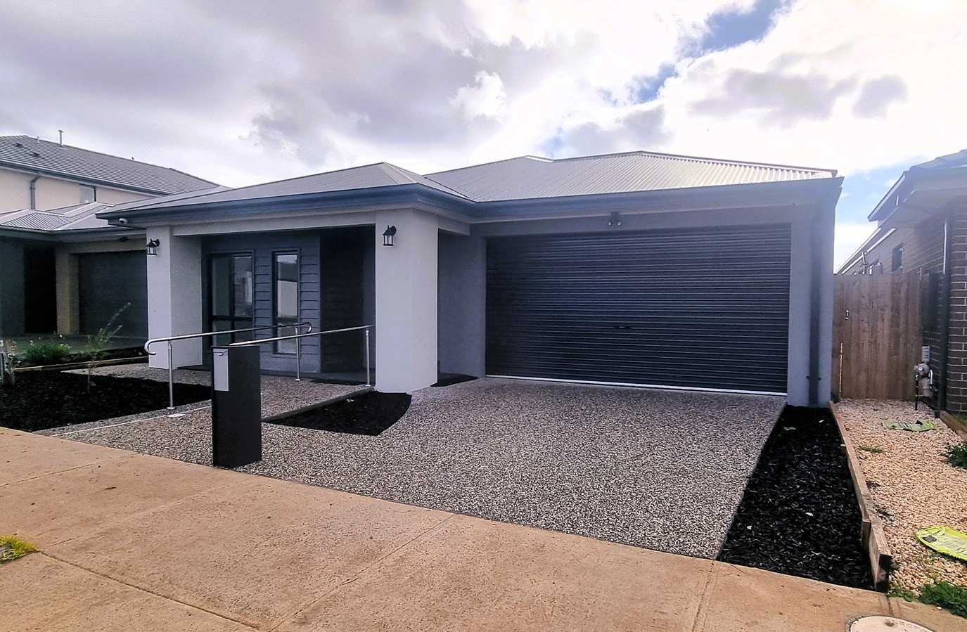 Brand New SDA HPS Home in Manor Lakes, Bring your own supports! — Home image 3