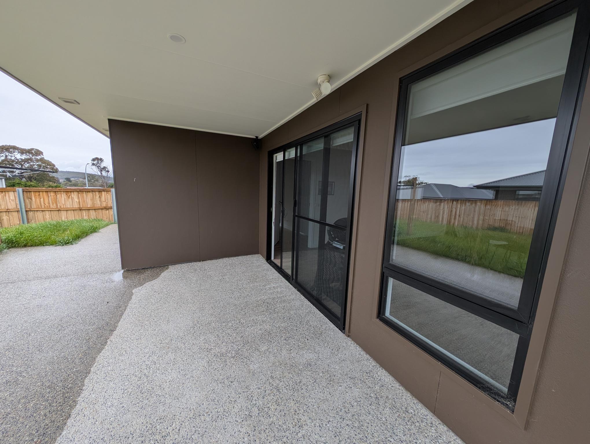 An SDA High Physical Support Home in Rokeby TAS along the Derwent — Home image 6