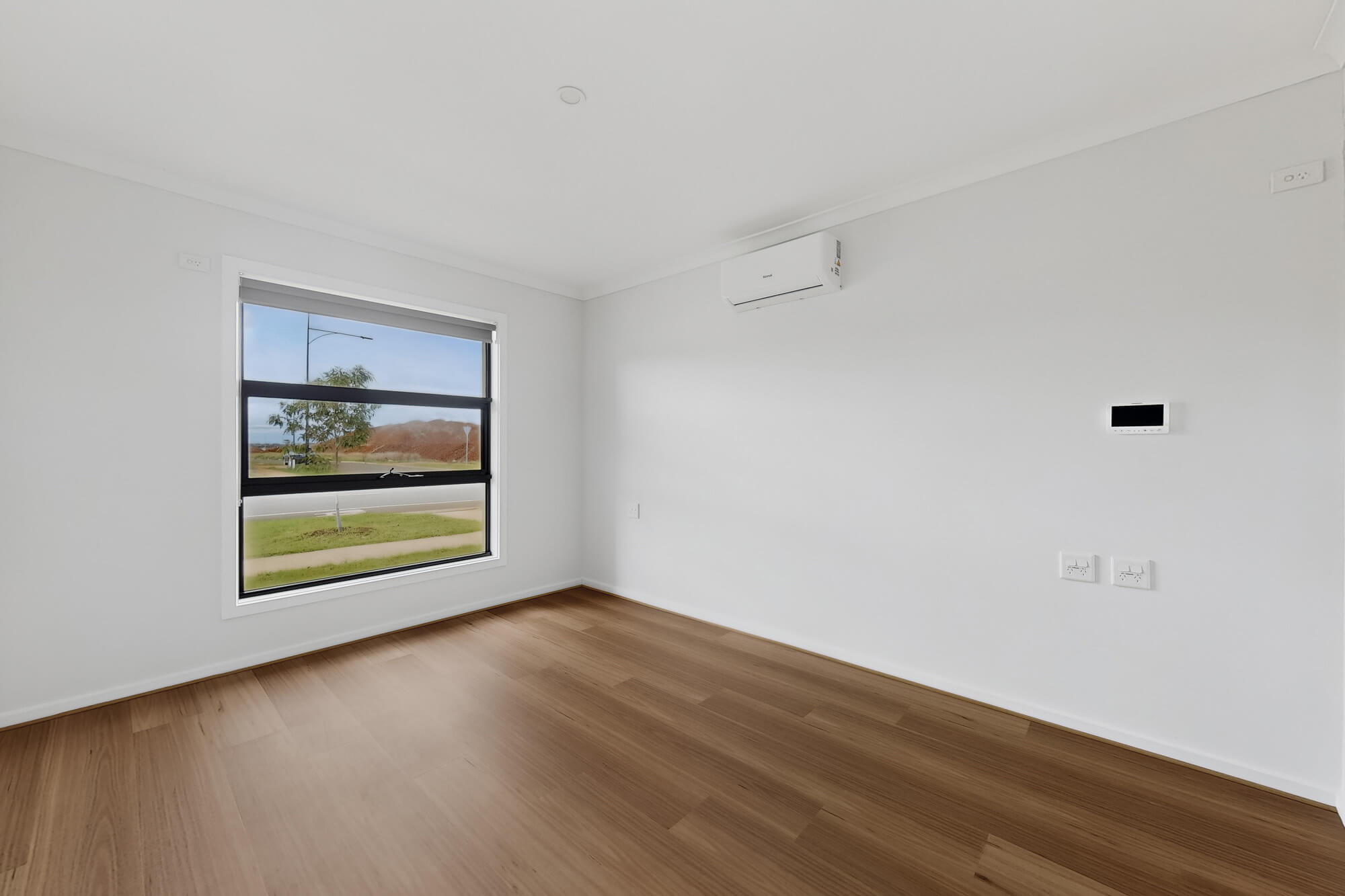 69 Adelong Boulevard, Cobblebank, VIC – HPS — Home image 2