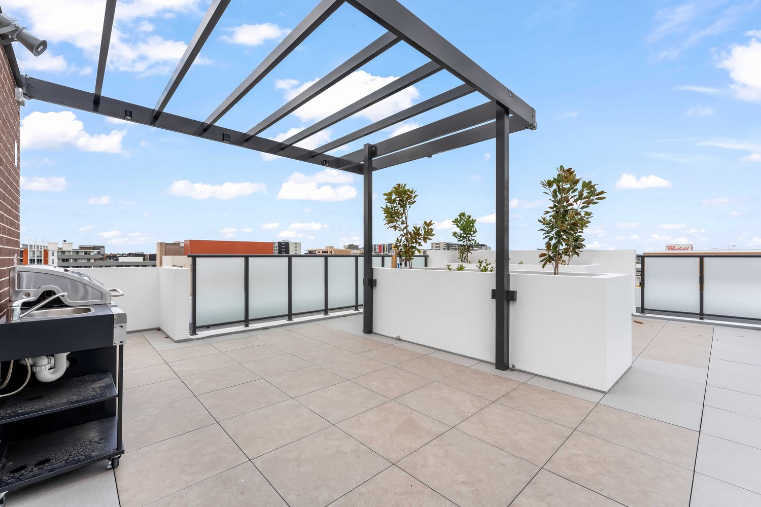 Architecturally Designed HPS 1 & 2-Bedroom SDA Apartments in Liverpool — Home image 13