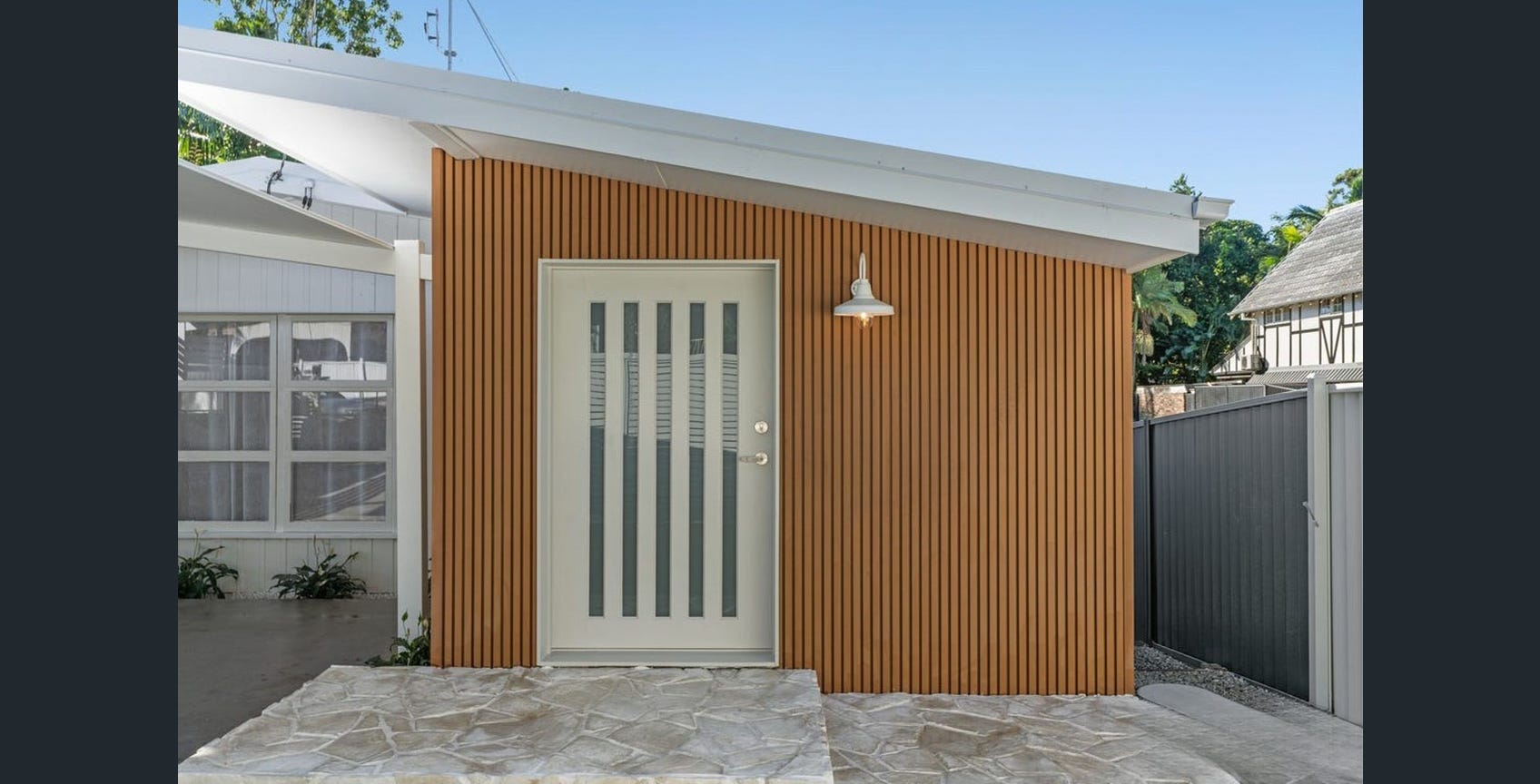New SIL Home: Comfortable and Modern Living — Home image 5