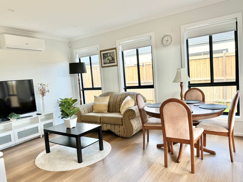 Modern 3-Bedroom Home in Greenmont, Wyndham Vale — Home image 9