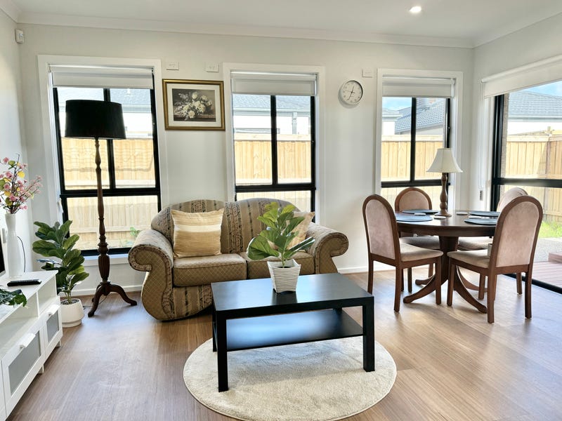 Modern 3-Bedroom Home in Greenmont, Wyndham Vale — Home image 11