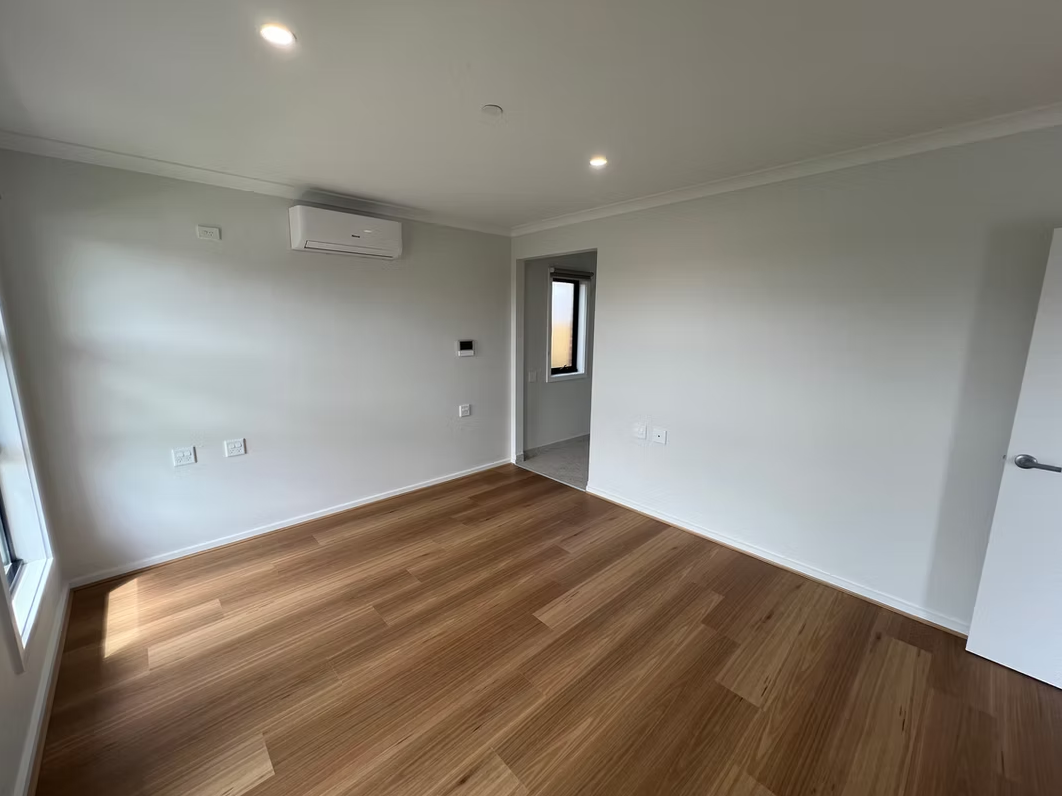  — Home image 3