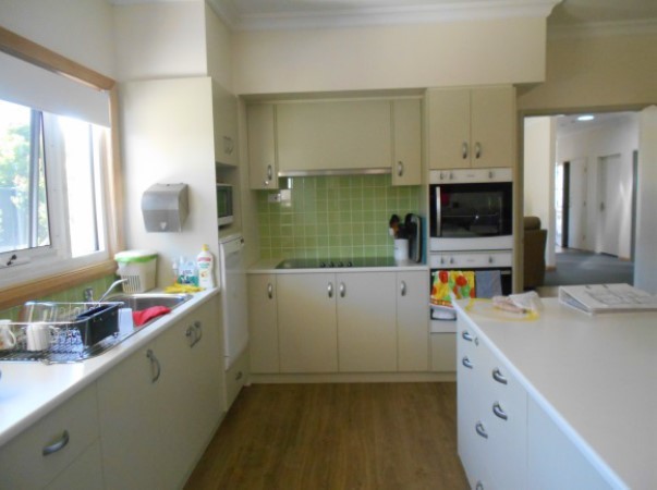 Two vacancies in a five bedroom High Physical Support house in Strathdale — Home image 5