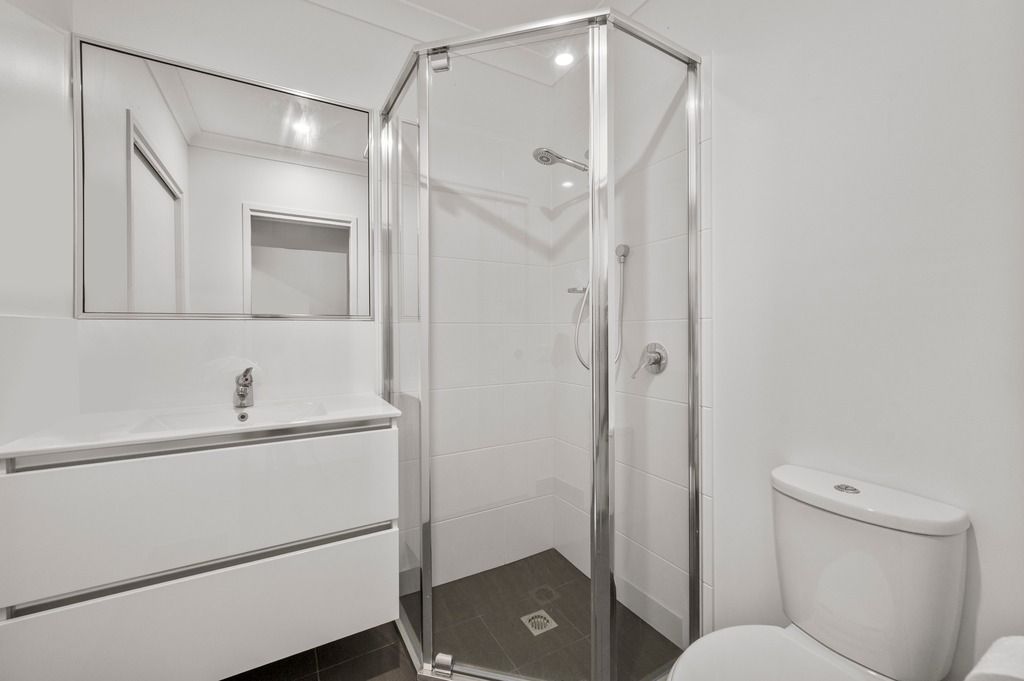 Housemate Wanted in 3 HPS + OOA home in Deeragun in Deeragun