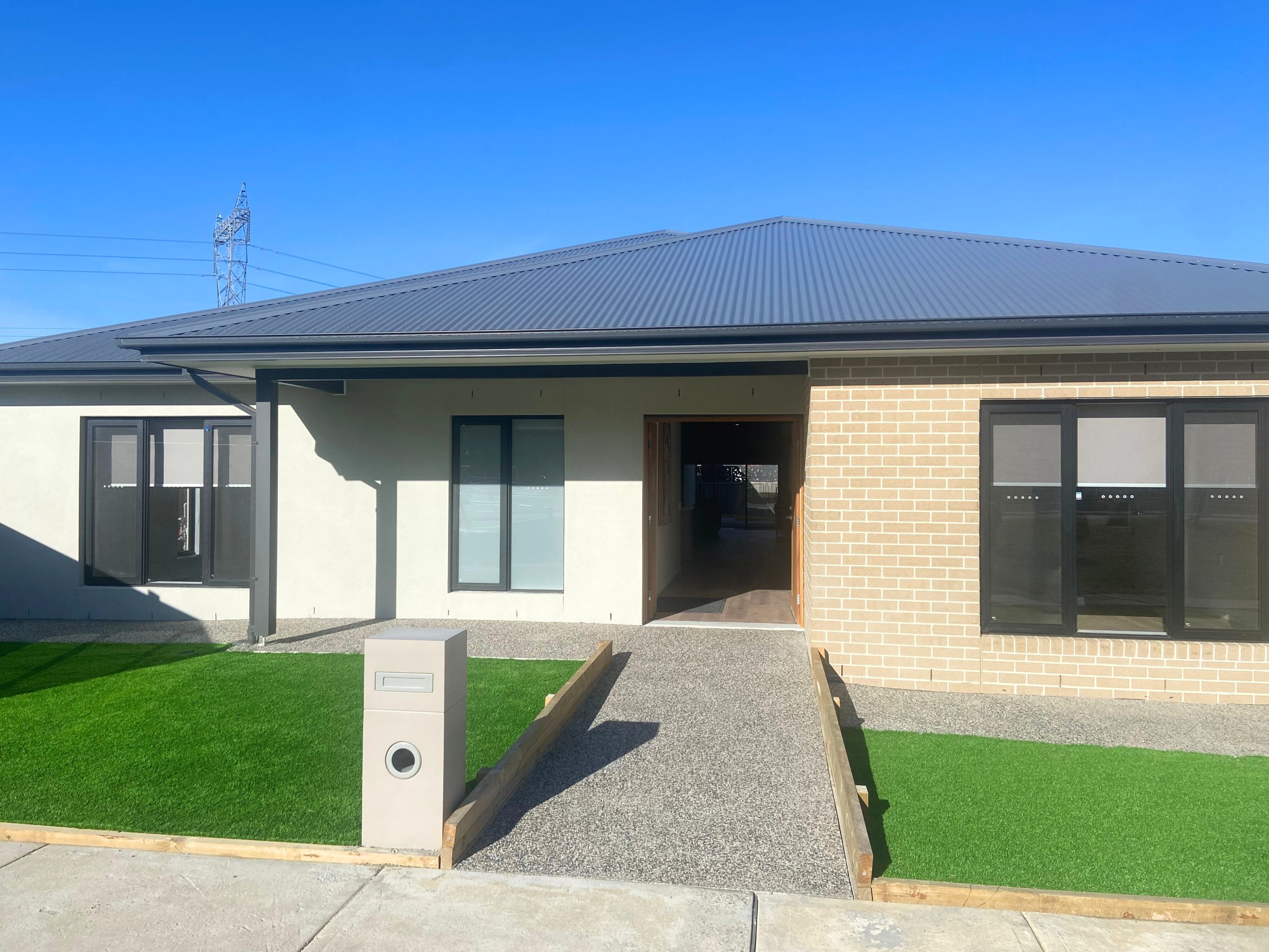 LANDRIDGE HPS & VILLA - Doreen, Victoria in Doreen
