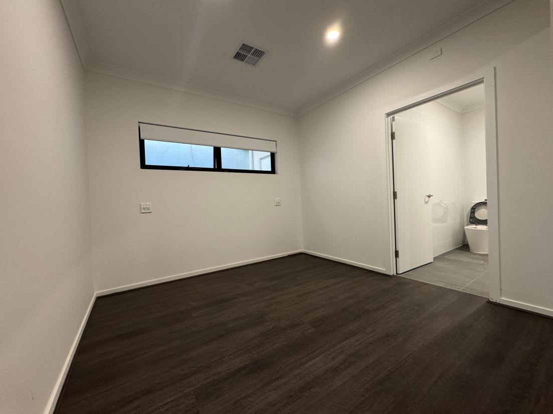 1 Bedroom SDA House - ***ROBUST*** Close to Lyell McEwen Hospital — Home image 9