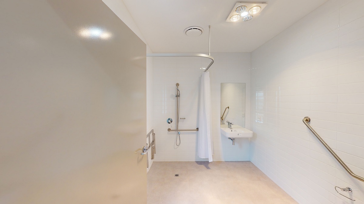 Modern 3-Bedroom home with 2 Vacancies available NOW! — Home image 6