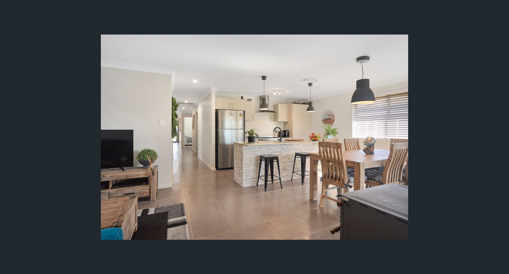 GREEN, LEAFY, SAFE & EASY LIVING — Home image 3