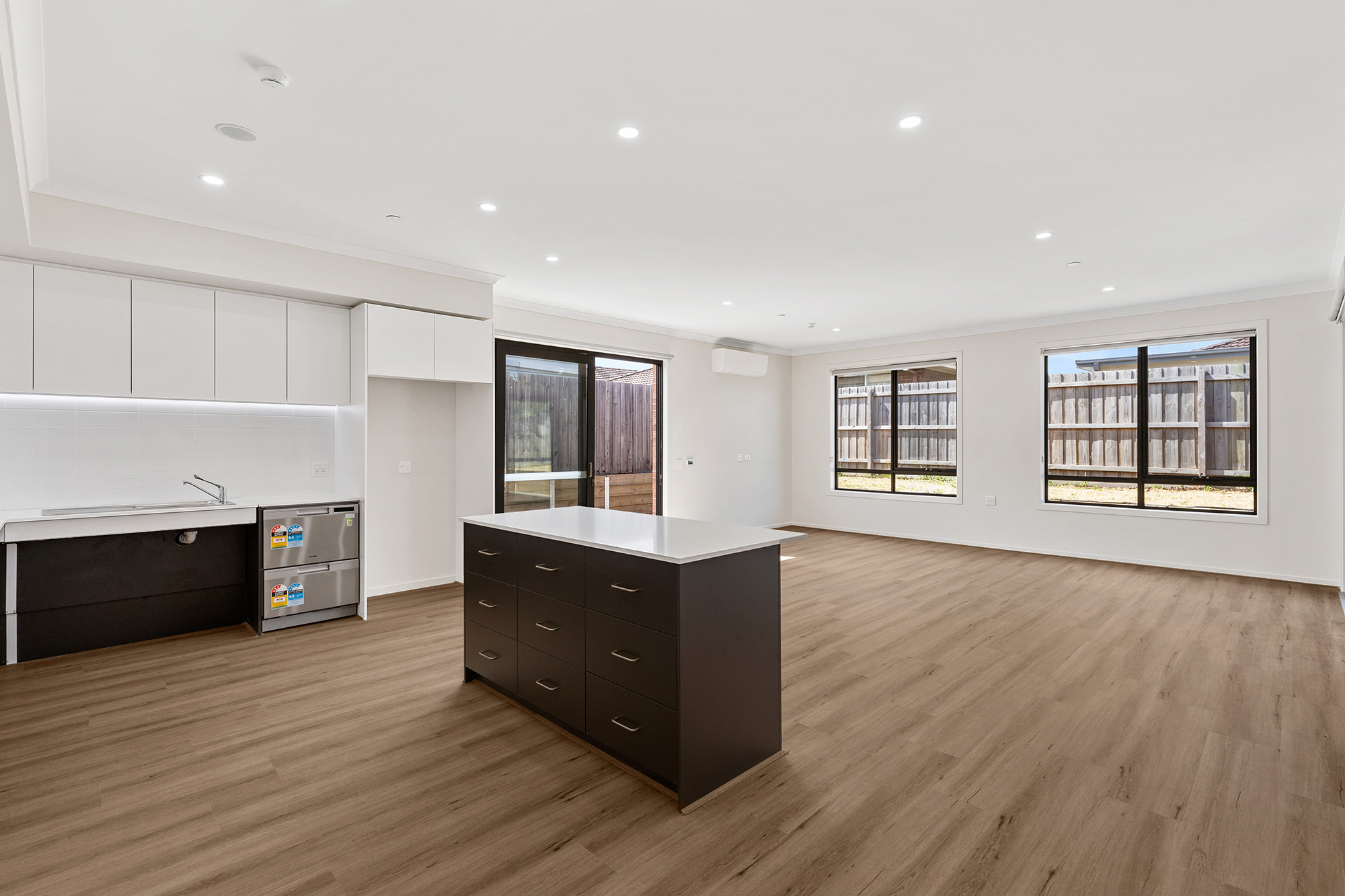 Brand new 2 bedroom High Physical Support House in Hampton Park — Home image 12