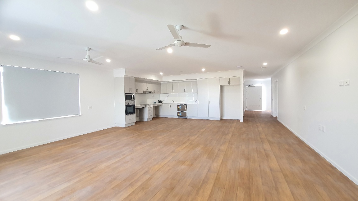 Buchanan St, Mount Louisa — Home image 8