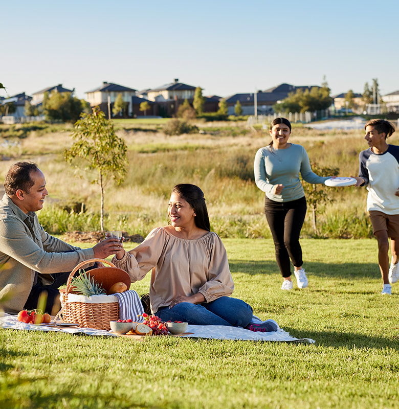 Discover Tranquil Living: Modern Home in Tarneit, VIC! — Home image 3