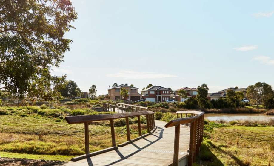 Discover Tranquil Living: Modern Home in Tarneit, VIC! — Home image 4