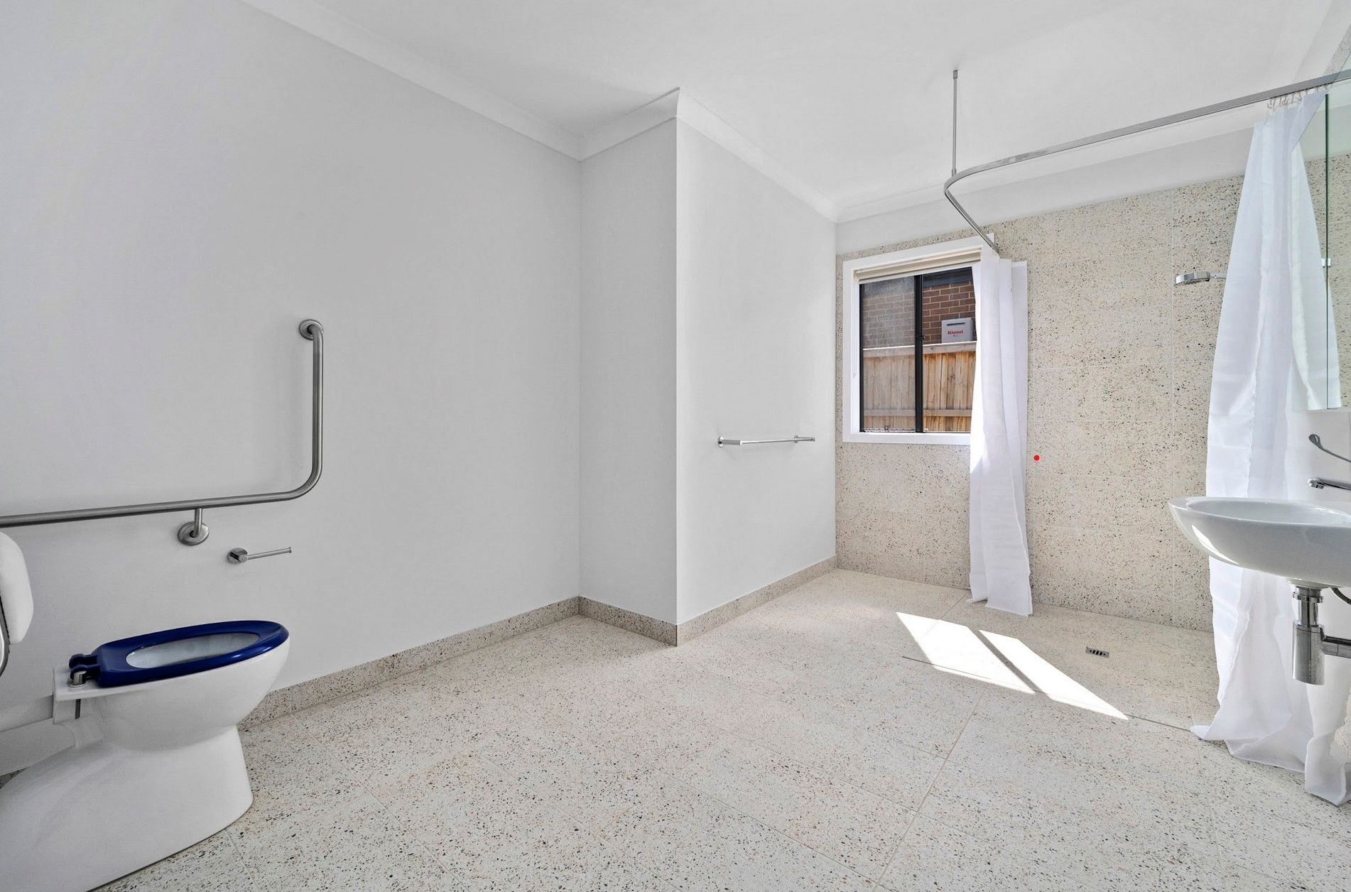 Seeking Housemate for Cobblebank SDA Residence! in Cobblebank
