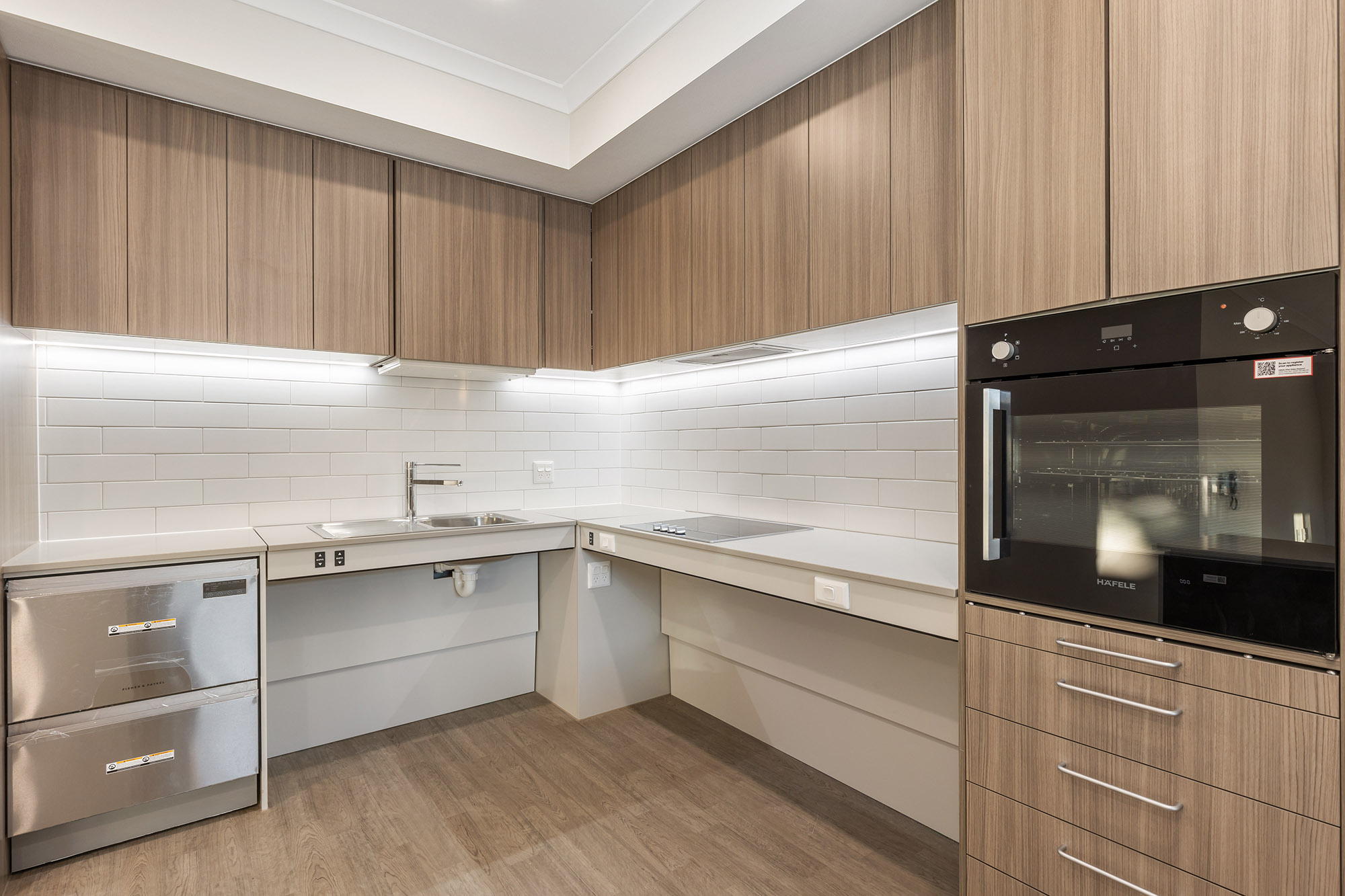 Cranbourne - Brand New 3 Bedroom House. SDA, SIL & High Physical Support Home! — Home image 6