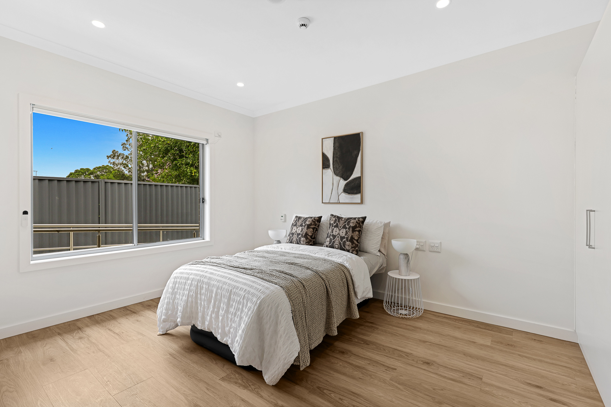 Toongabbie, NSW - Villa — Home image 2