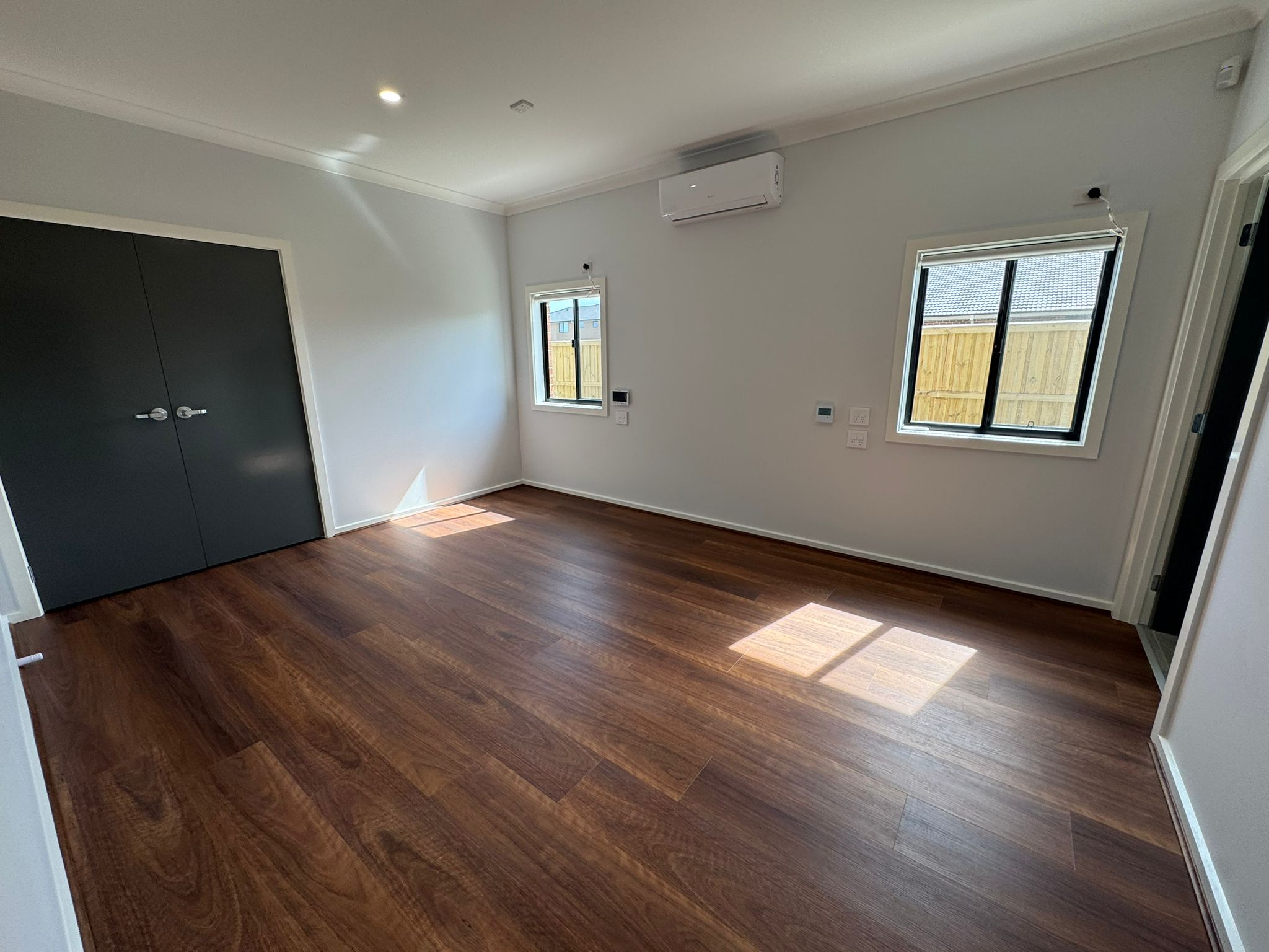 New HPS: 3 Bedroom with 3 Ensuites Plus OOA  TAC  Clyde VIC — Home image 5