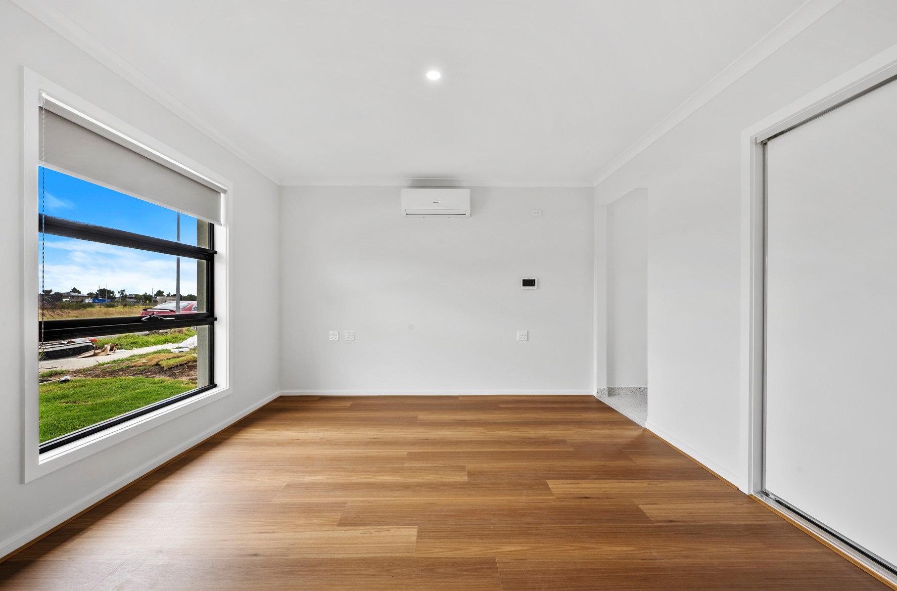 Serene HPS House with One Available Room in Junction Village. SE Suburb — Home image 3