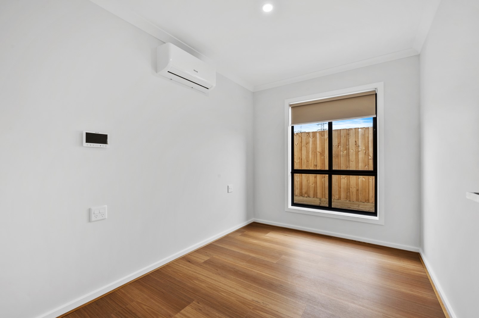 Serene HPS House with One Available Room in Junction Village. SE Suburb — Home image 5