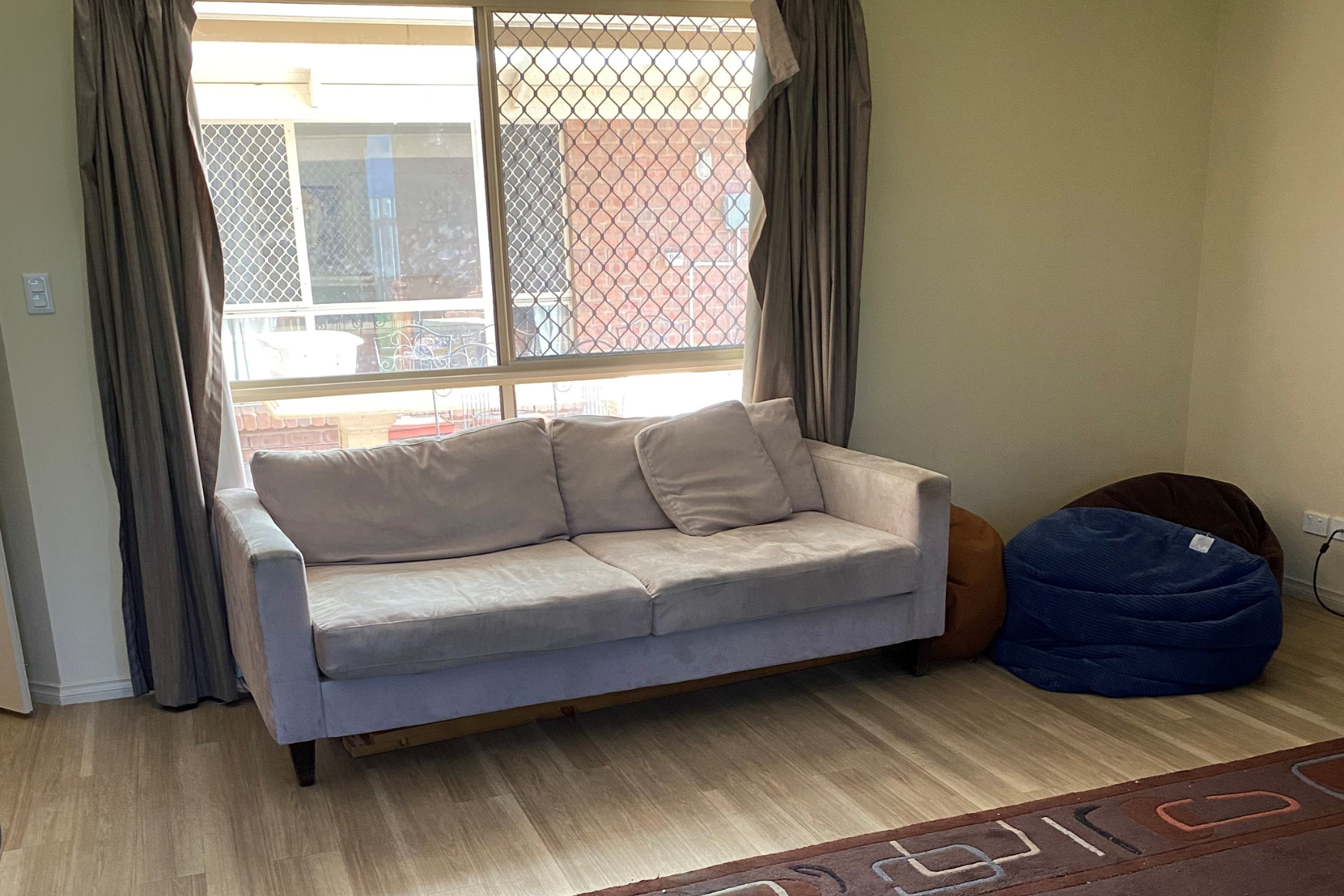 Spacious 5-Bedroom Home in Plympton Park — Home image 2