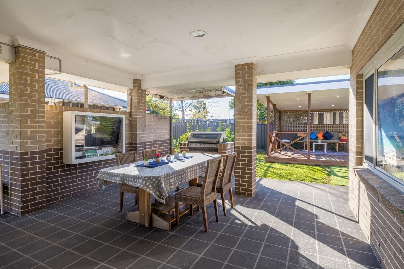 Self-Contained 3 bedroom shared villa in Cambridge Park — Home image 4