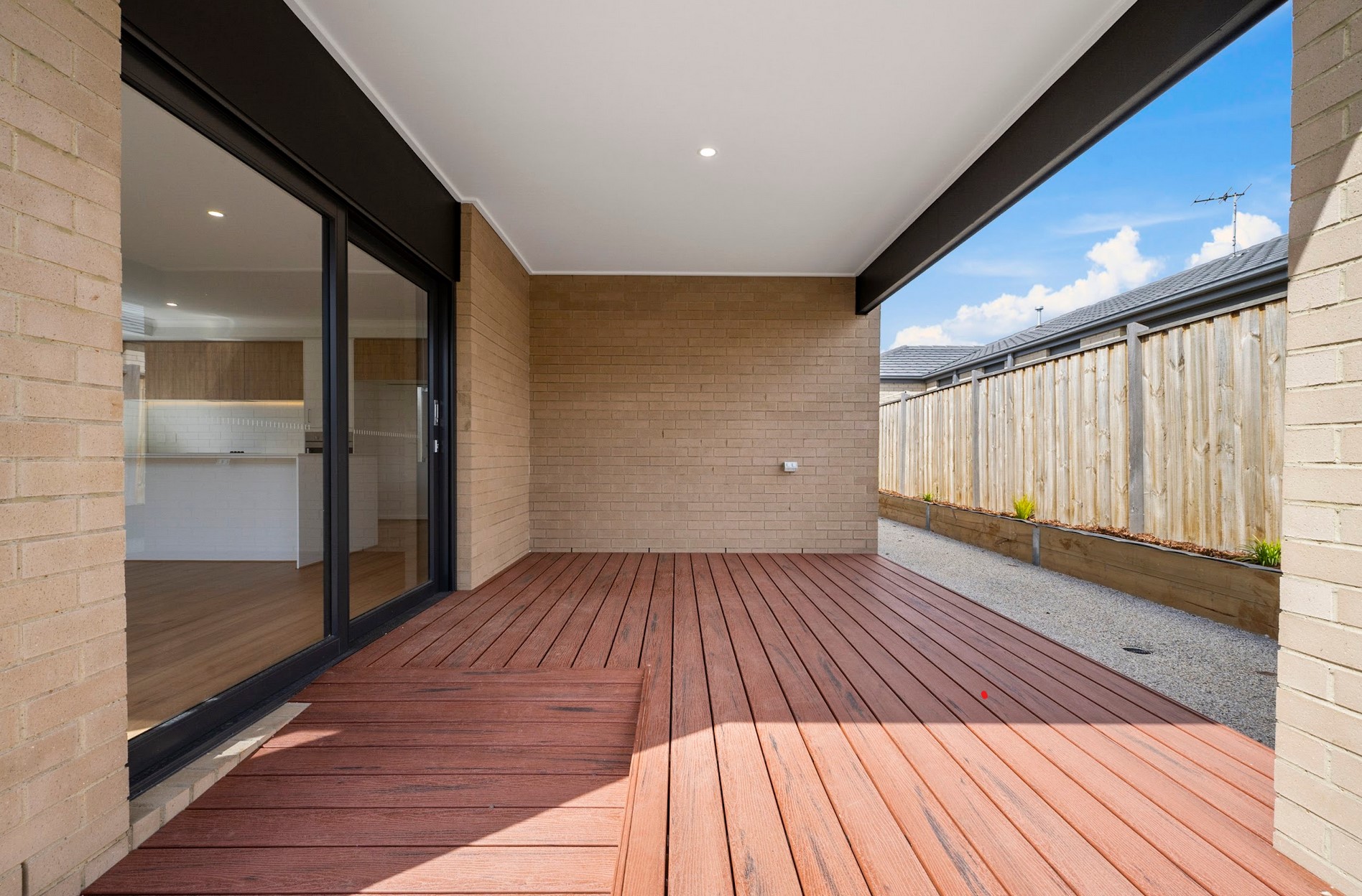 Ready for You: Discover Your Vacant New Home Today! — Home image 9