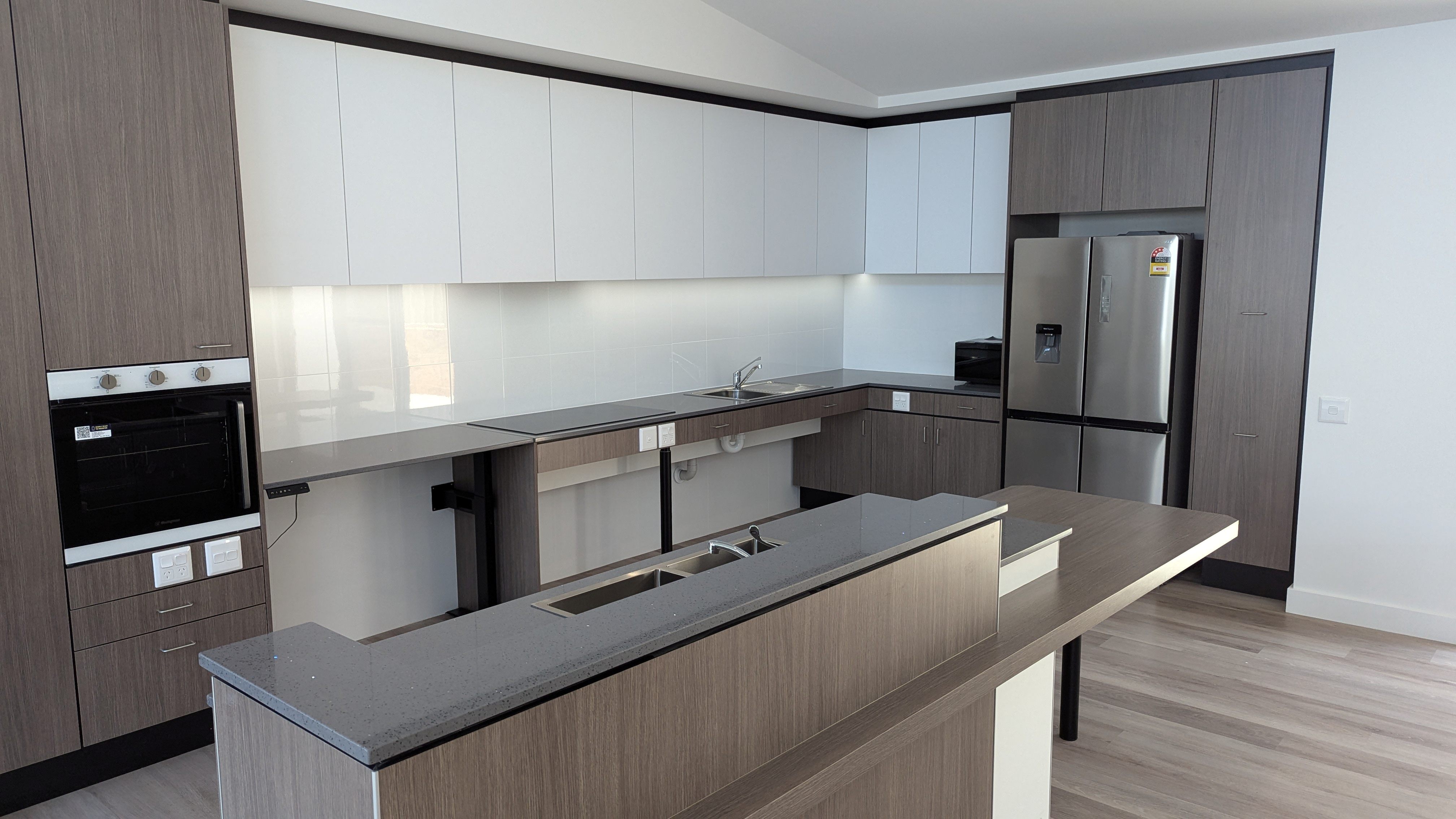New SDA Property Landsdale High End Finishings 2xVacancies — Home image 4